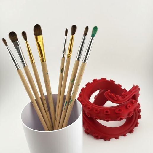 bu2.jpg Octopus-arm pencil holder