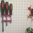 9ea801c7a95b19b7091259b5550624a4_display_large.jpg Бесплатный STL файл Customizable Pegboard Screwdriver Holder・3D-печатная модель для загрузки
