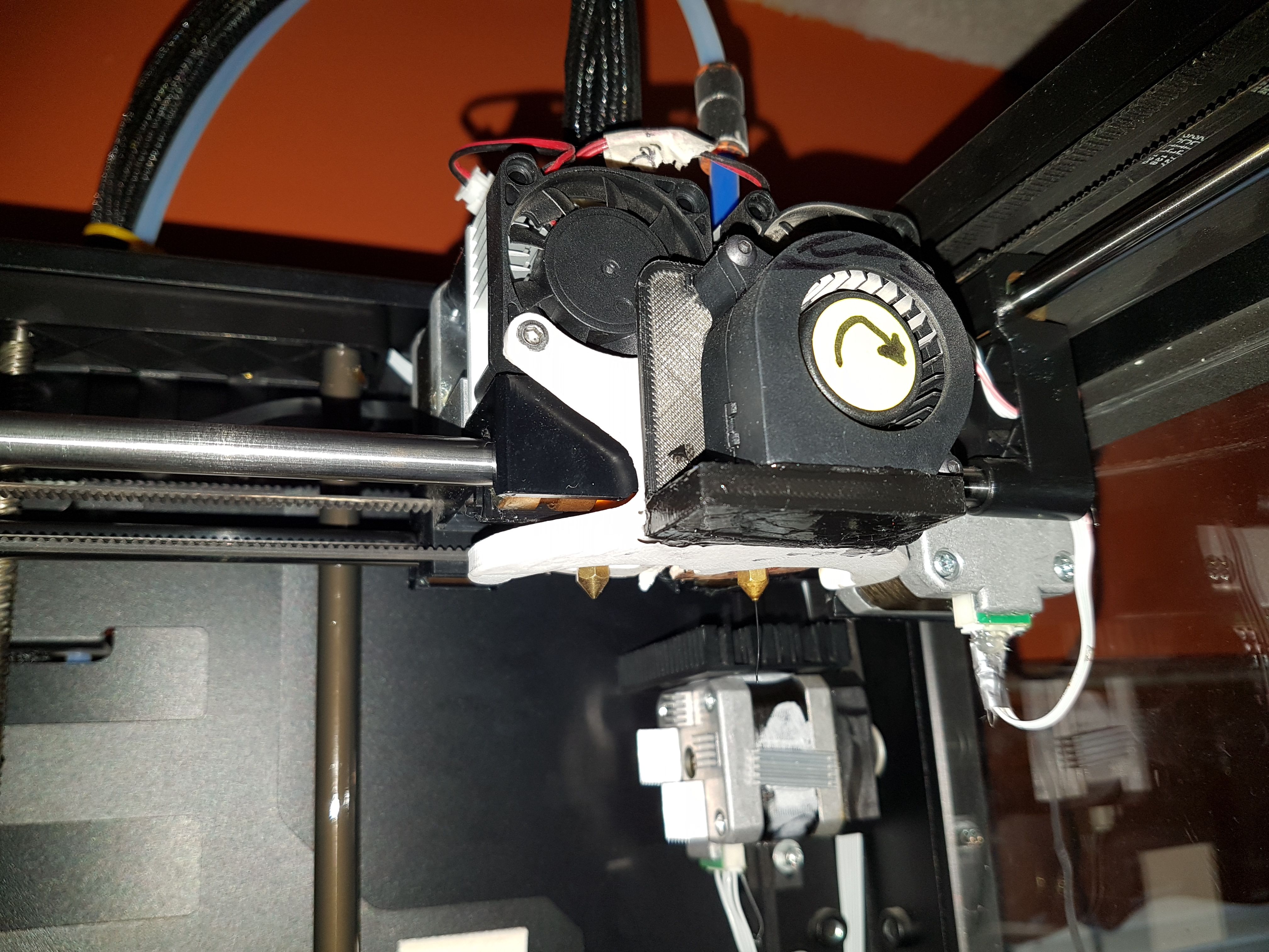 Download STL file Makerbot 2X Fan Bownden for PLA • Design to 3D print