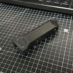 KakaoTalk_20230228_182519073.jpg STL file Airsoft WE/AAP Glock Mag Bumper base plate・3D printable model to download