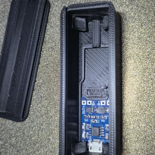 電池蓋 3Dプリンター　ポパイPP-23用 🔋 TP4056 18650 battery holder case・ STL File for 3D printing・Cults