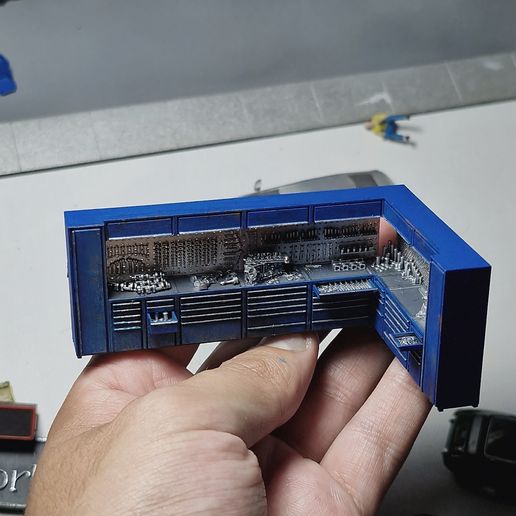 20240716212105189.jpg workbench for garage diorama