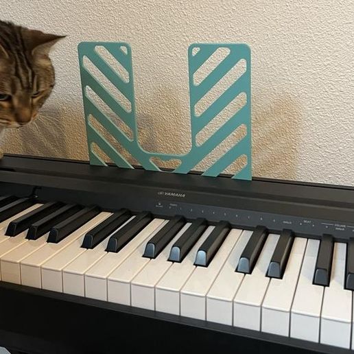 Free STL file Sheet music holder Yamaha P45・3D printable model to download・Cults