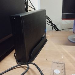 Imagen-de-WhatsApp-2023-06-27-a-las-03.07.06.jpg Aluminum enclosure bracket for external hard disk 3.5 Type TooQ