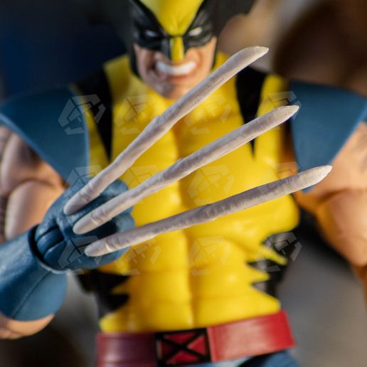 DSC08049.jpg Marvel Legends Wolverine Claw Replacement