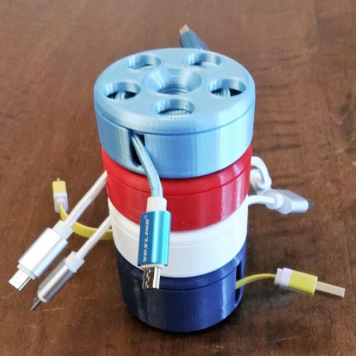 IMG_20181117_094147.jpg USB-Kabelaufroller