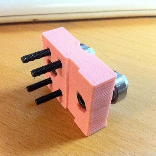 TOM X-Axis Follower - Recessed Bearing Bolts - 3D model önizlemesi