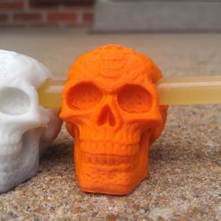 2013-08-18_13.27.49_display_large.jpg Download free STL file Celtic Skull Glowing Eyes Charm • 3D printer model, PrintedSolid