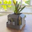 IMG_20210925_160706.jpg Isometric Manor Multi-Pocket Planter - No Supports