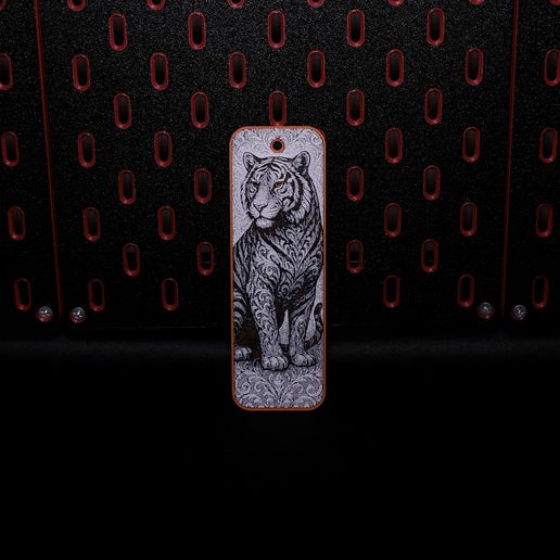 DSCF8507.jpg Ornamental Tiger Bookmark