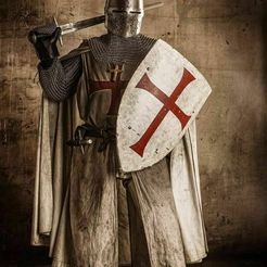 cefa2f4c-bd3a-41a3-848a-932418686f75.jpg 15 cm high Templar Knight figurine