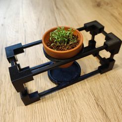 Blumentopfhalter.jpg Small flower pot holder