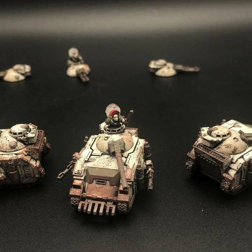 photo1692307836.jpeg StarPorts - Dread Pred-8R Light Tank (pris en charge)