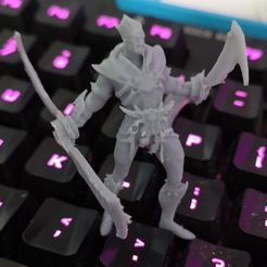 Front.jpg STL file Draven - League of Legends・Model to download and 3D print