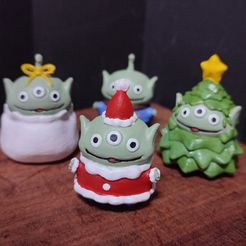 IMG_20221118_183448.jpg OBJ file Christmas Alien・3D printer model to download