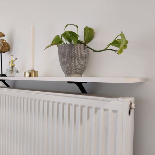 IMG_20230926_145738.jpg Heizkörperregal ohne Wandbefestigung in der Tiefe verstellbar