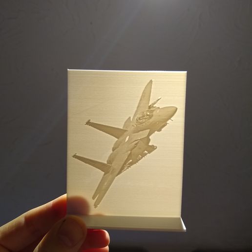 Banking F-15 Strike Eagle lithophane - 3D model önizlemesi
