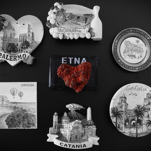 Etna Souvenir Magnet 3D model