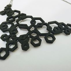 IMG_20200412_193536706_2.jpg Download free STL file hexagonal plastron necklace • 3D print model, Axig