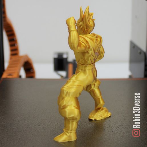 720X720-goku-1-6-1.jpg Descargar archivo STL gratis Apoyo a la pose de lucha de Goku Remix gratuito • Diseño para imprimir en 3D, robin3dverse