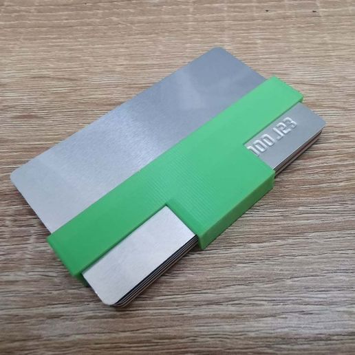 Minimalist Credit Card Holder v2