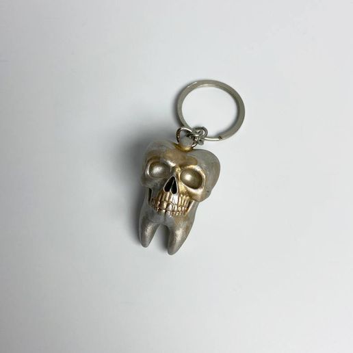 photo_2025-09-23_10-01-14-2.jpg Tooth Skull Keychain - halloween accessory