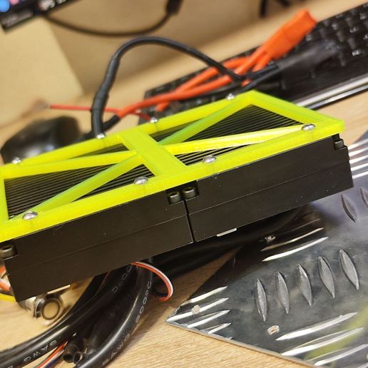 mks02.jpg Makerbase 60100HP positioning holes