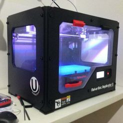 IMG_0362.jpg Free 3D file Acrylic Window for Replicator 2・3D printing model to download