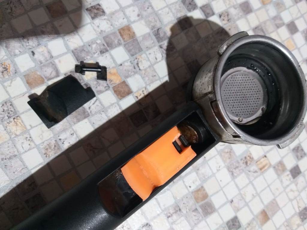 Free STL file Filter stop coffee machine De Longhi・3D print object to