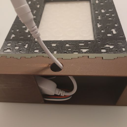 20231205_163432.jpg Minecraft Portal Nachtlampe mit LED-Kette