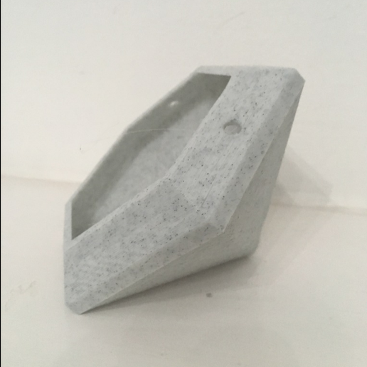 Capture d’écran 2018-02-01 à 10.36.12.png Подвесной плантатор Diamond