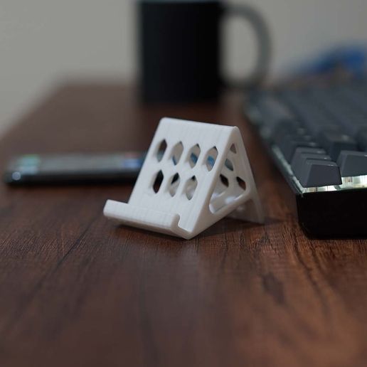 PHONE DESK STAND 3D model