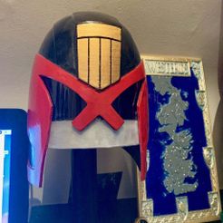 IMG_1668.jpeg STL-Datei Dredd Helmet kostenlos・3D-Druck-Vorlage zum herunterladen