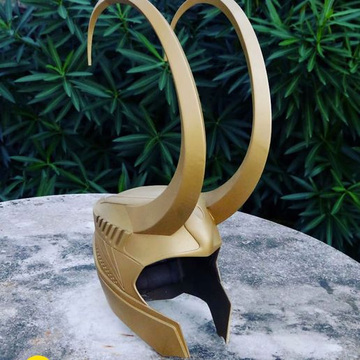 loki-post-@tobetcosplay.jpg Loki helmet