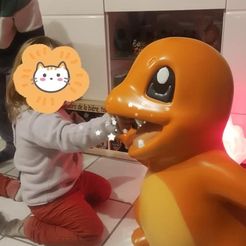 320955679_1640072009759189_8462656261961976746_n.jpg Charmander life-size