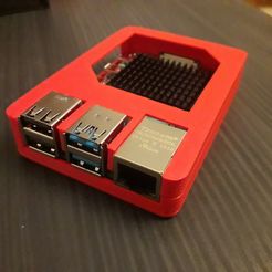 20191229_190017.jpg Free STL file CNC WOOD CASE FOR RASPBERRY PI 3・3D printable model to download