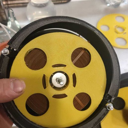 Belt Roll Holder / Portable Coil Dispenser
