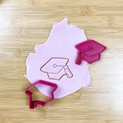 IMG_5775_edit.jpg Graduation Cap cookie cutter with stamp
