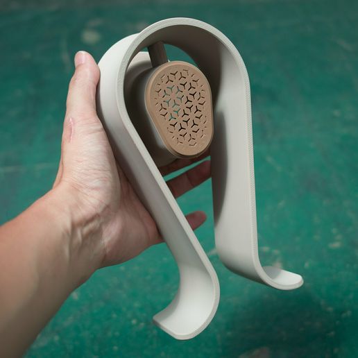 52337919461_fbbc5bc260_k.jpg GRS Headphone stand
