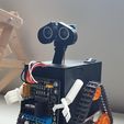2-robotds.jpg Wall-E Robot (Avoids obstacles)