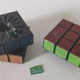 9.jpg Rubiks Cube SD Card Holder