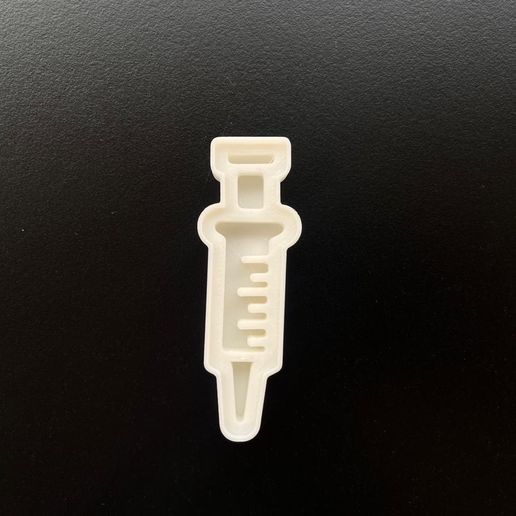 Syringe/Needle Cookie Cutter