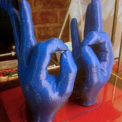HandMirror_display_large_display_large.jpg Free STL file Doubleplusgood -- Hands 'Okay' Pair, with Lefty Version・Object to download and to 3D print