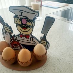 chef-with-eggs-2.jpg Swedish Chef egg holder