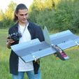 5e8240bb-60e1-41e7-8544-c21e3cfc2105.JPG RC Plane (Ardupilot Flying Plank / Flying Wing)