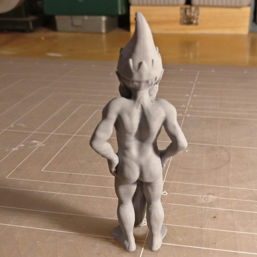 Elf2.png Nackte Elfe