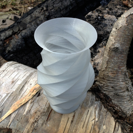 Turning Vase 3D model