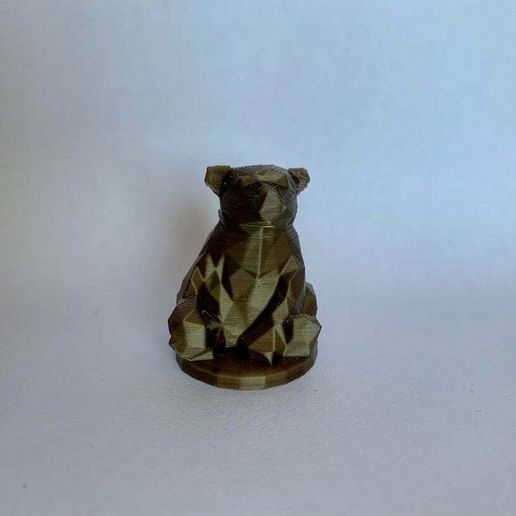 IMG_8297.jpg Низкополигональный медведь с основанием