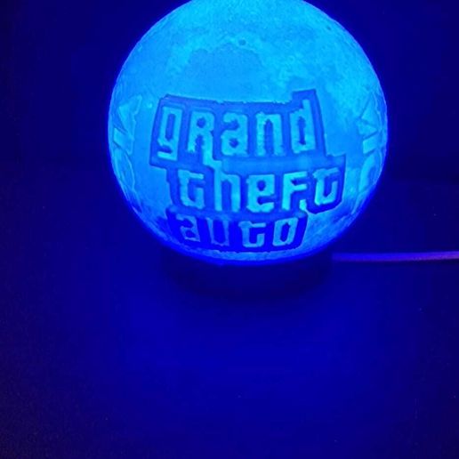 WhatsApp-Image-2025-11-04-at-22.37.16_90292fd3.jpg GTA 6 Lithophane Globe (3-Image Edition) | 10cm Sphere + Base for 001 Puck Light | Internal Supports Only | STL with Commercial Licence