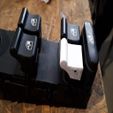 20191020_114950.jpg Fichier STL gratuit Alfa Romeo 159 Bouton de fenêtre・Objet imprimable en 3D à télécharger